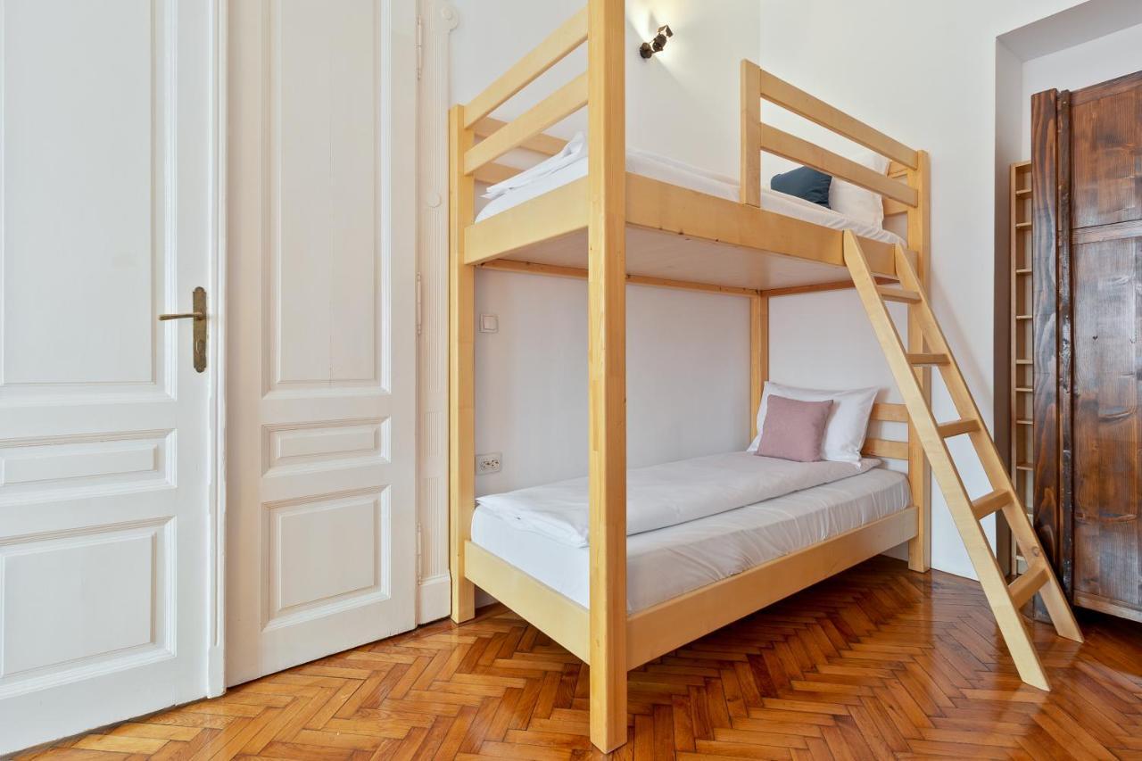 Roman Flat Oradea Ngoại thất bức ảnh