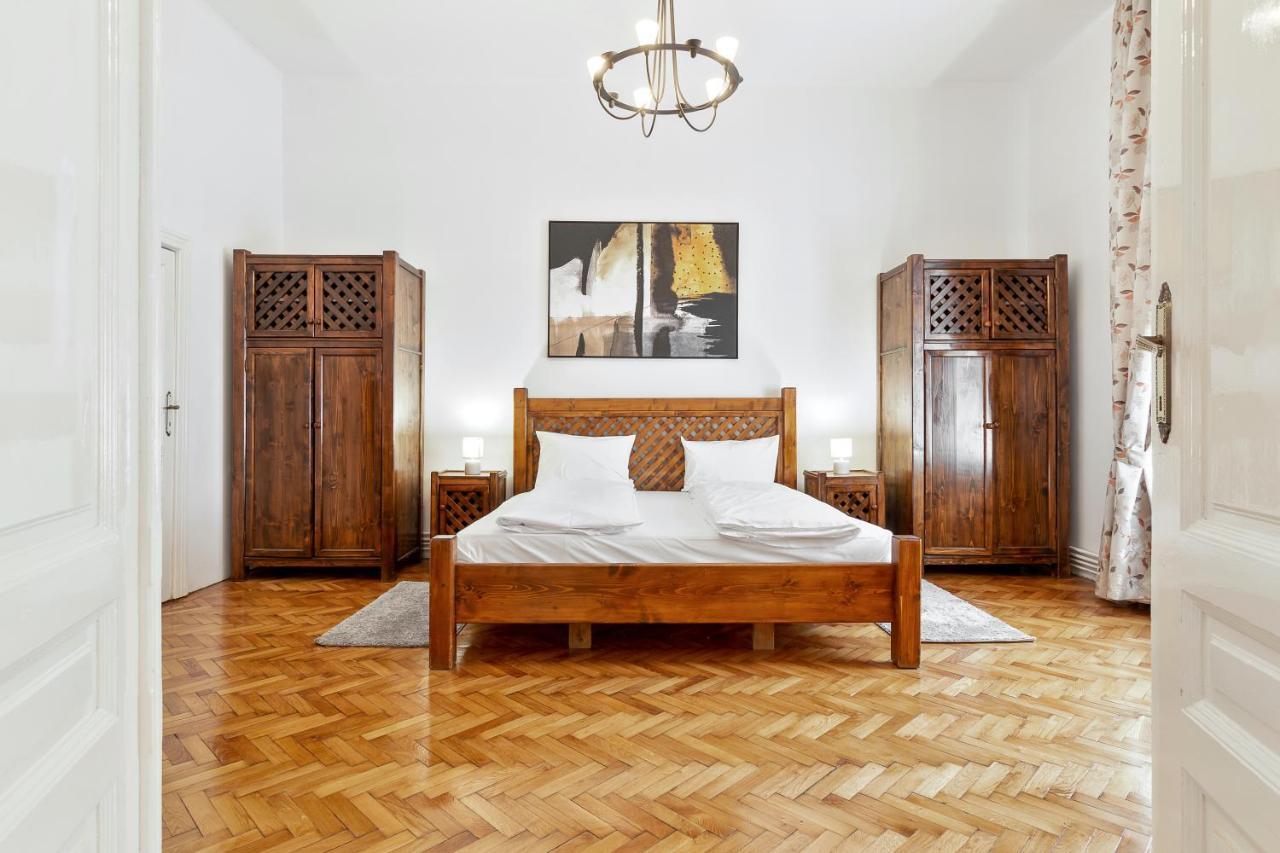 Roman Flat Oradea Ngoại thất bức ảnh