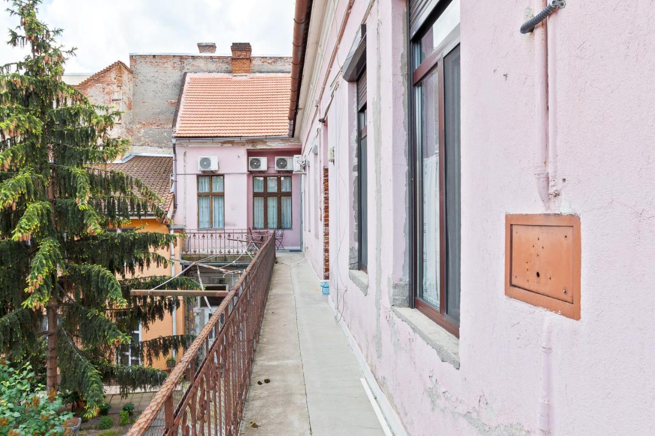 Roman Flat Oradea Ngoại thất bức ảnh